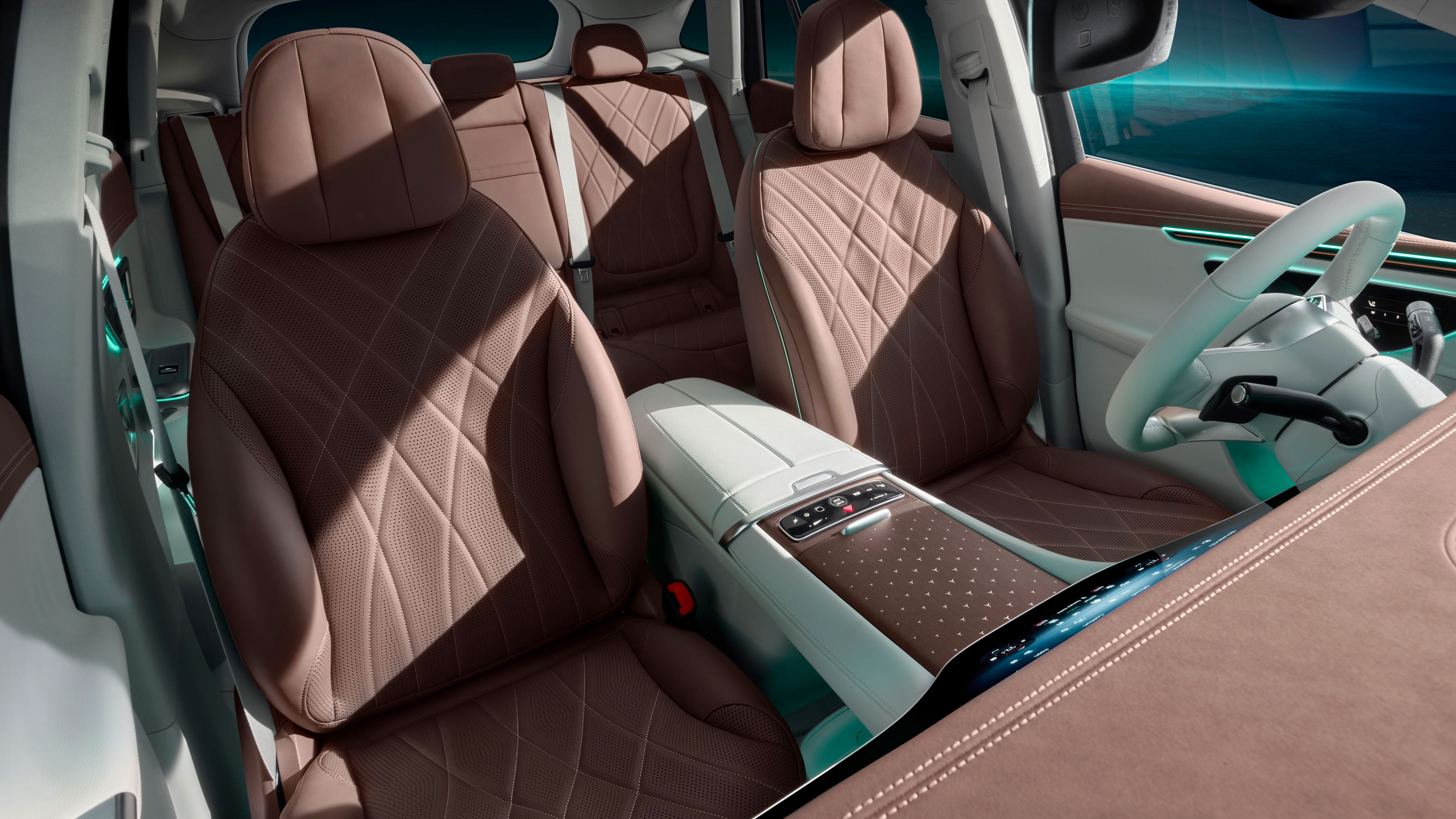 2022 Mercedes EQE SUV Interior 5