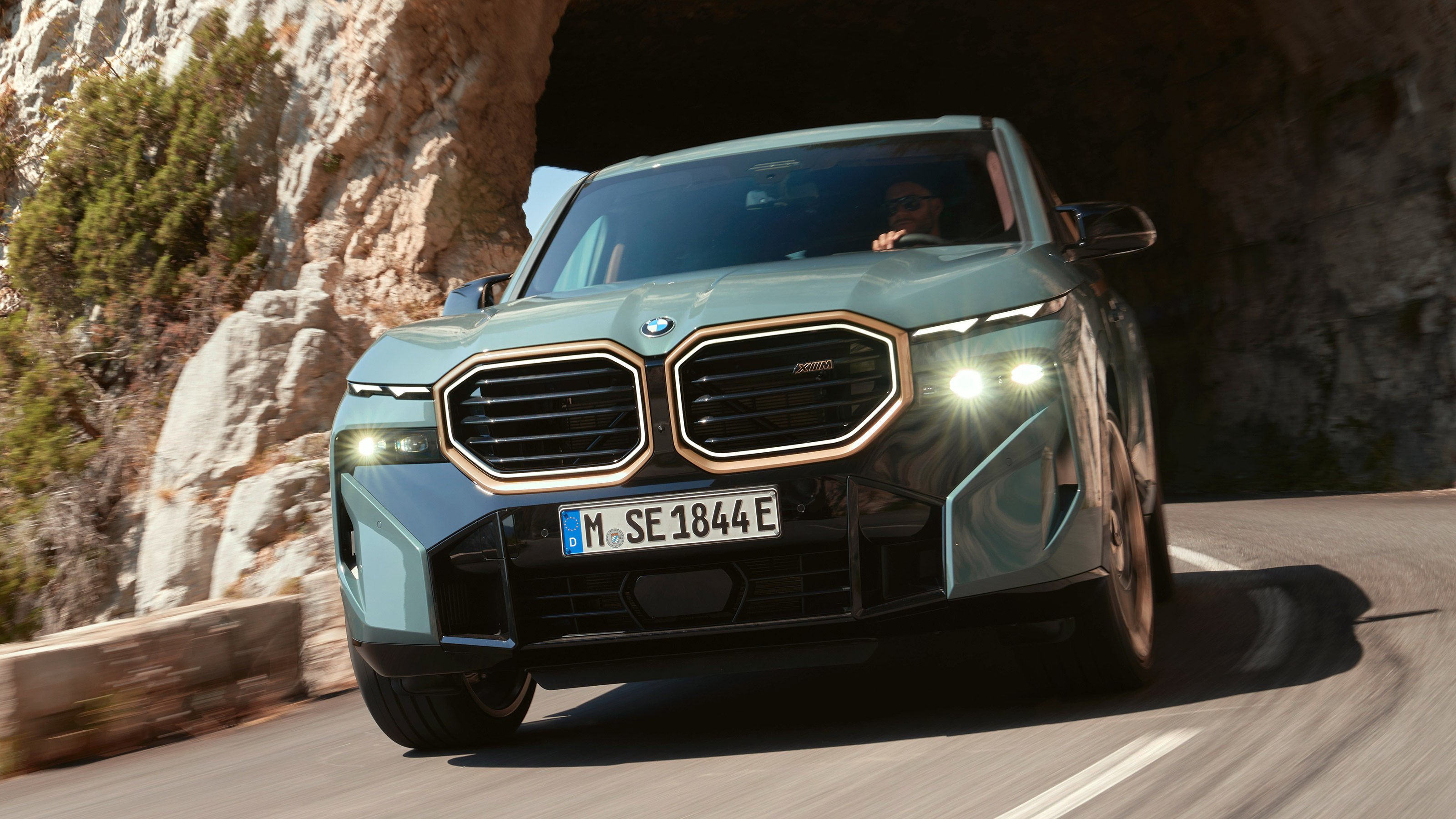BMW XM