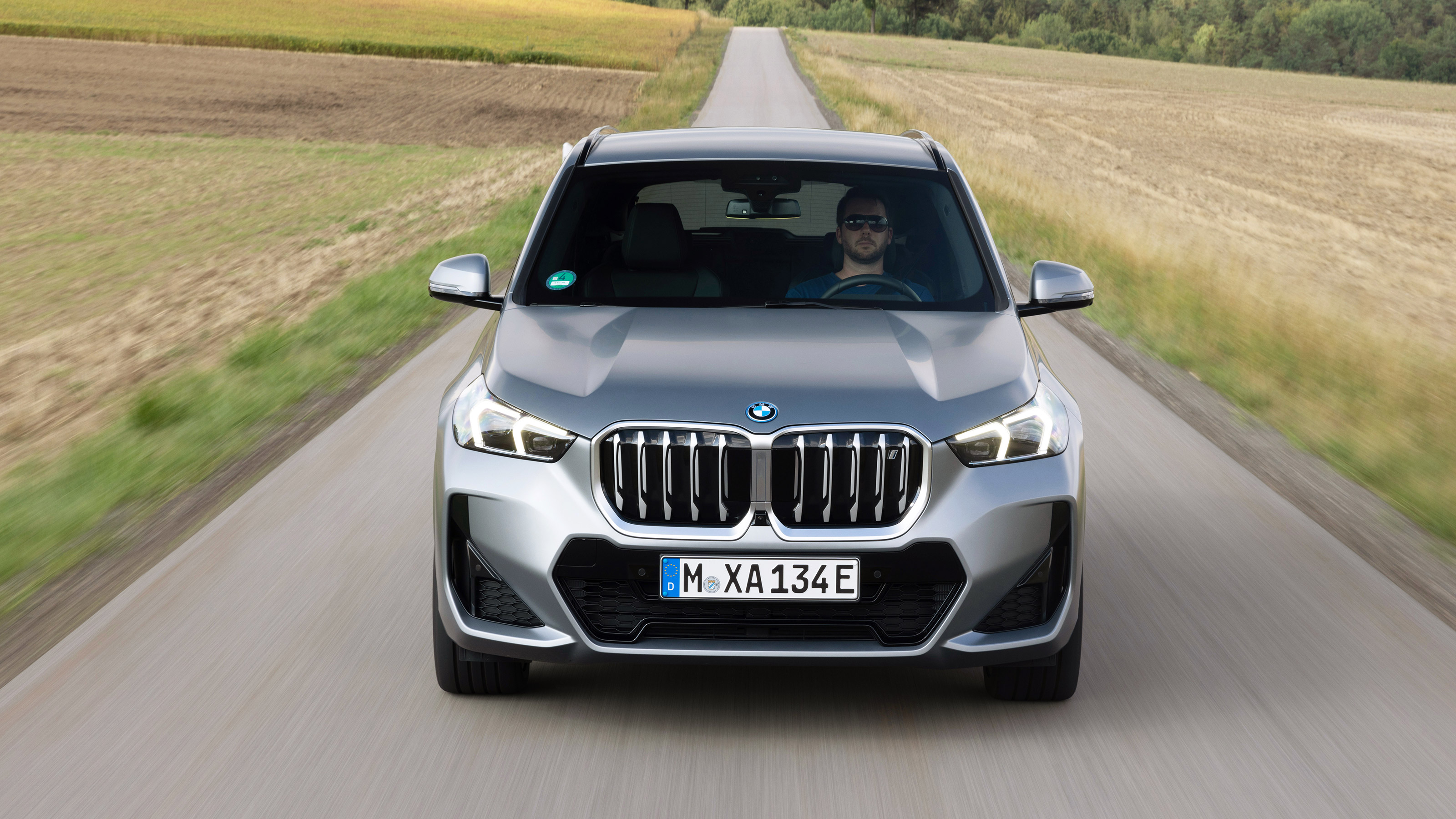 BMW iX1