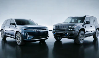 Jeep Recon 4x4 and Jeep Wagoneer S