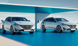 Peugeot e-308