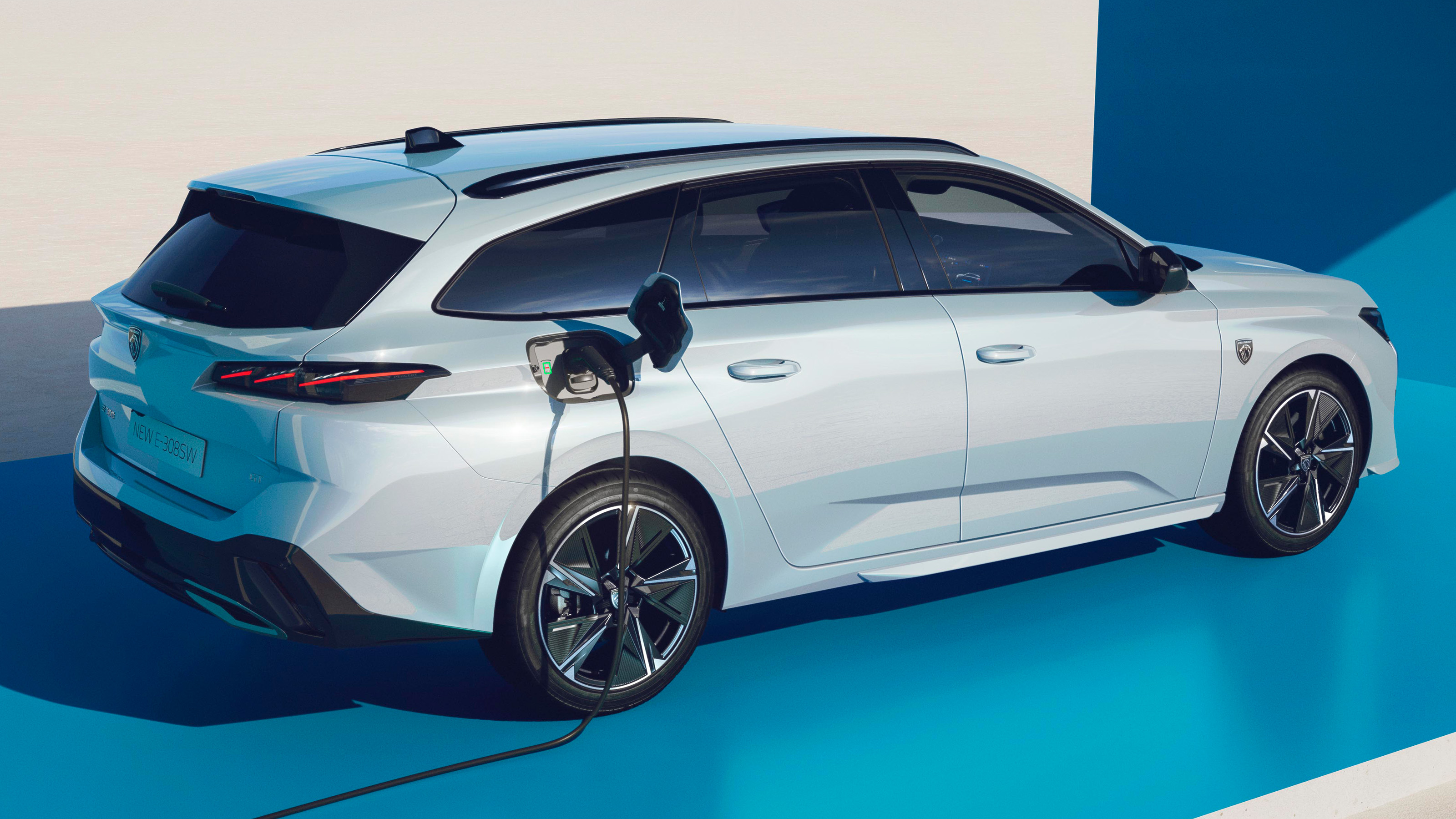 Peugeot e-308