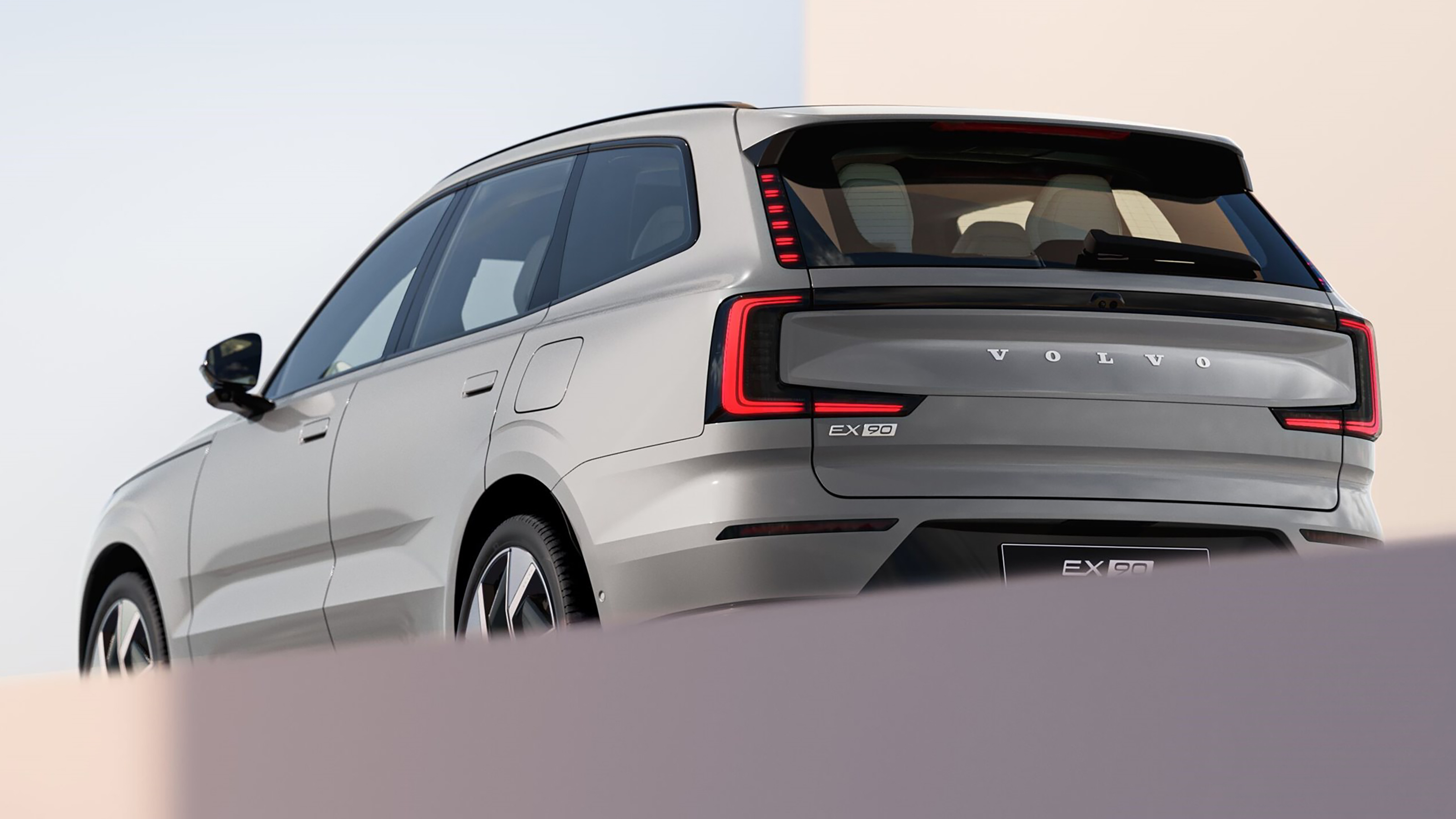 Volvo EX90