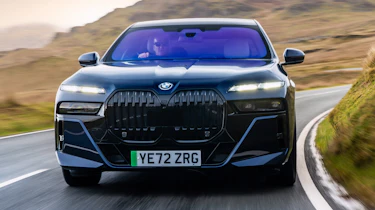BMW i7 UK driving exterior