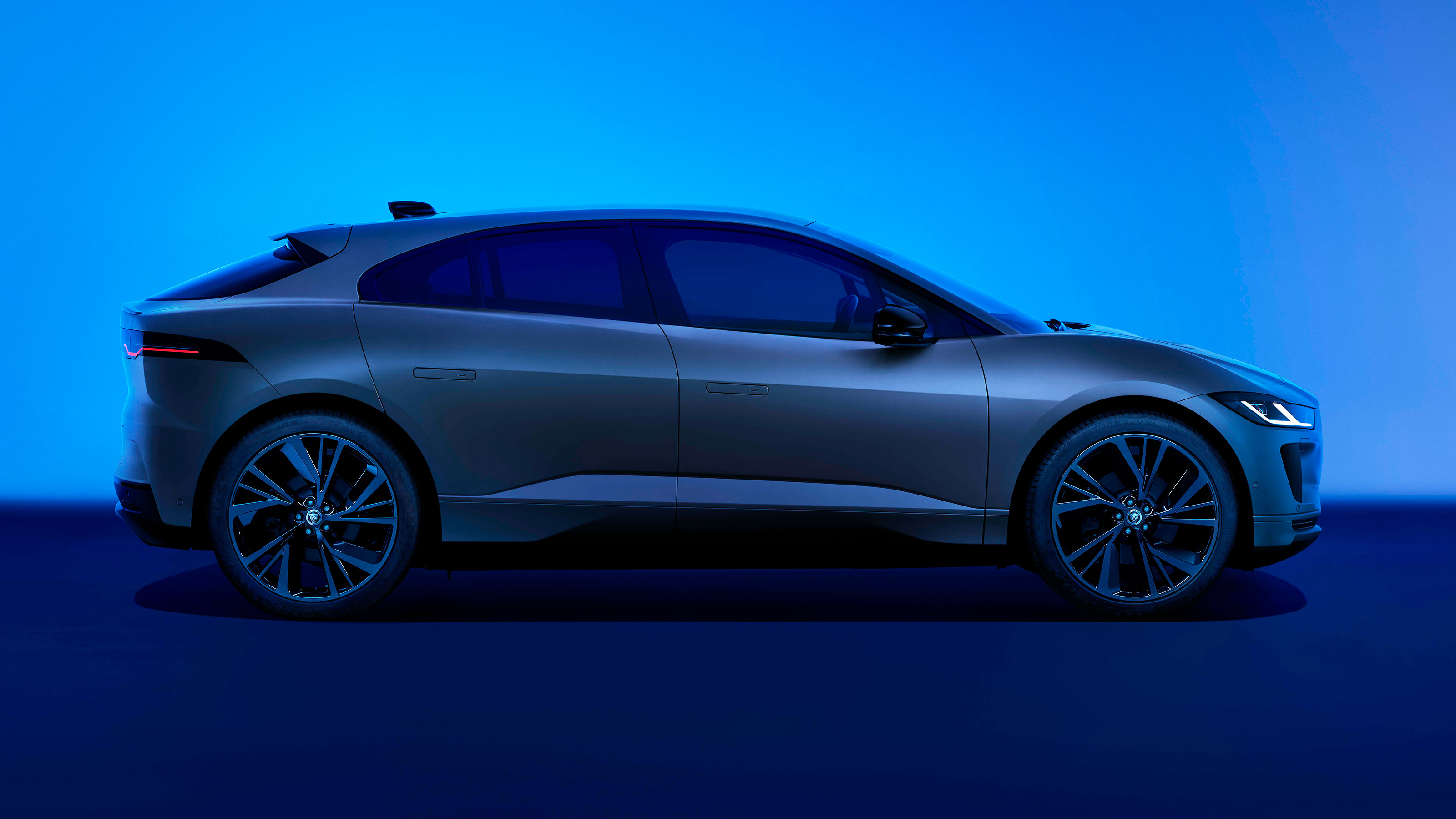Jaguar I-Pace updated