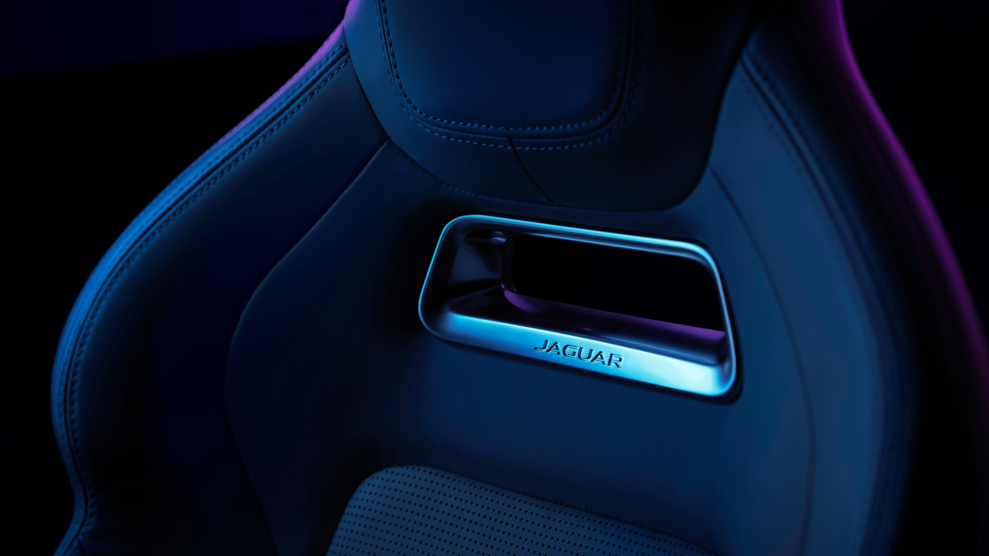 Jaguar I-Pace updated