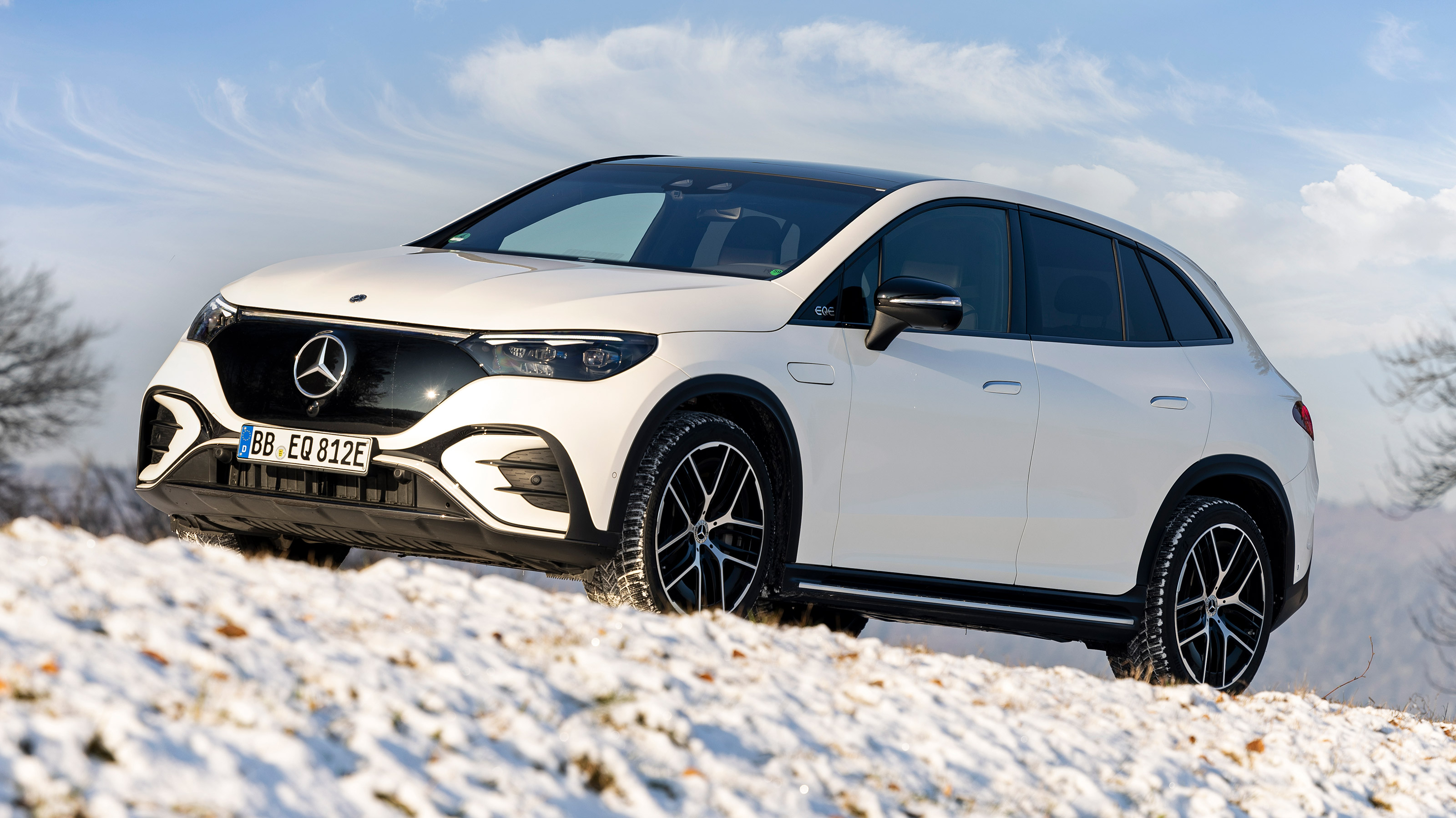 Mercedes EQE SUV passenger ride