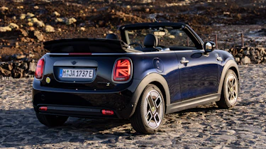 MINI Cooper SE Convertible
