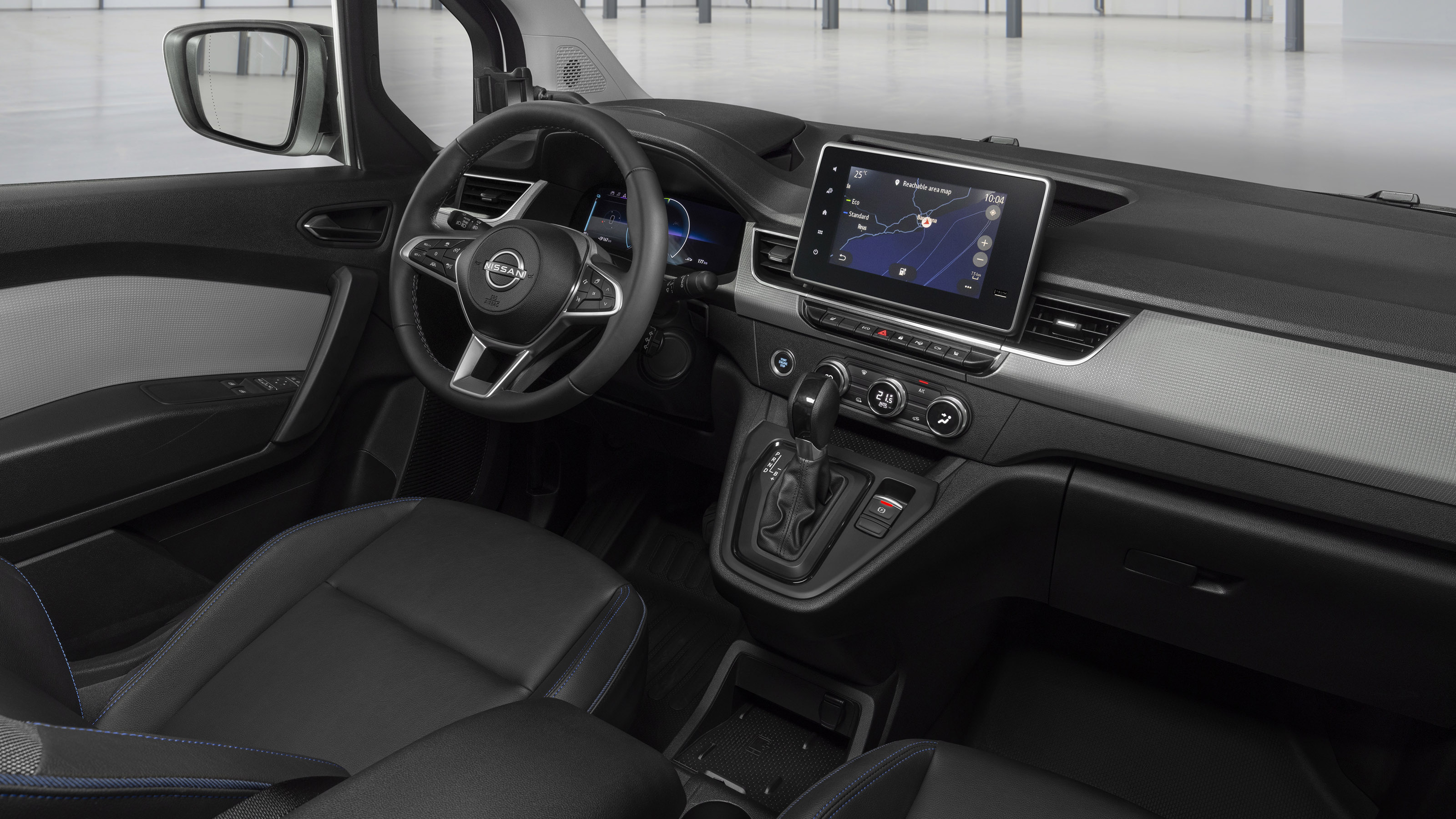 Nissan Townstar - interior 2