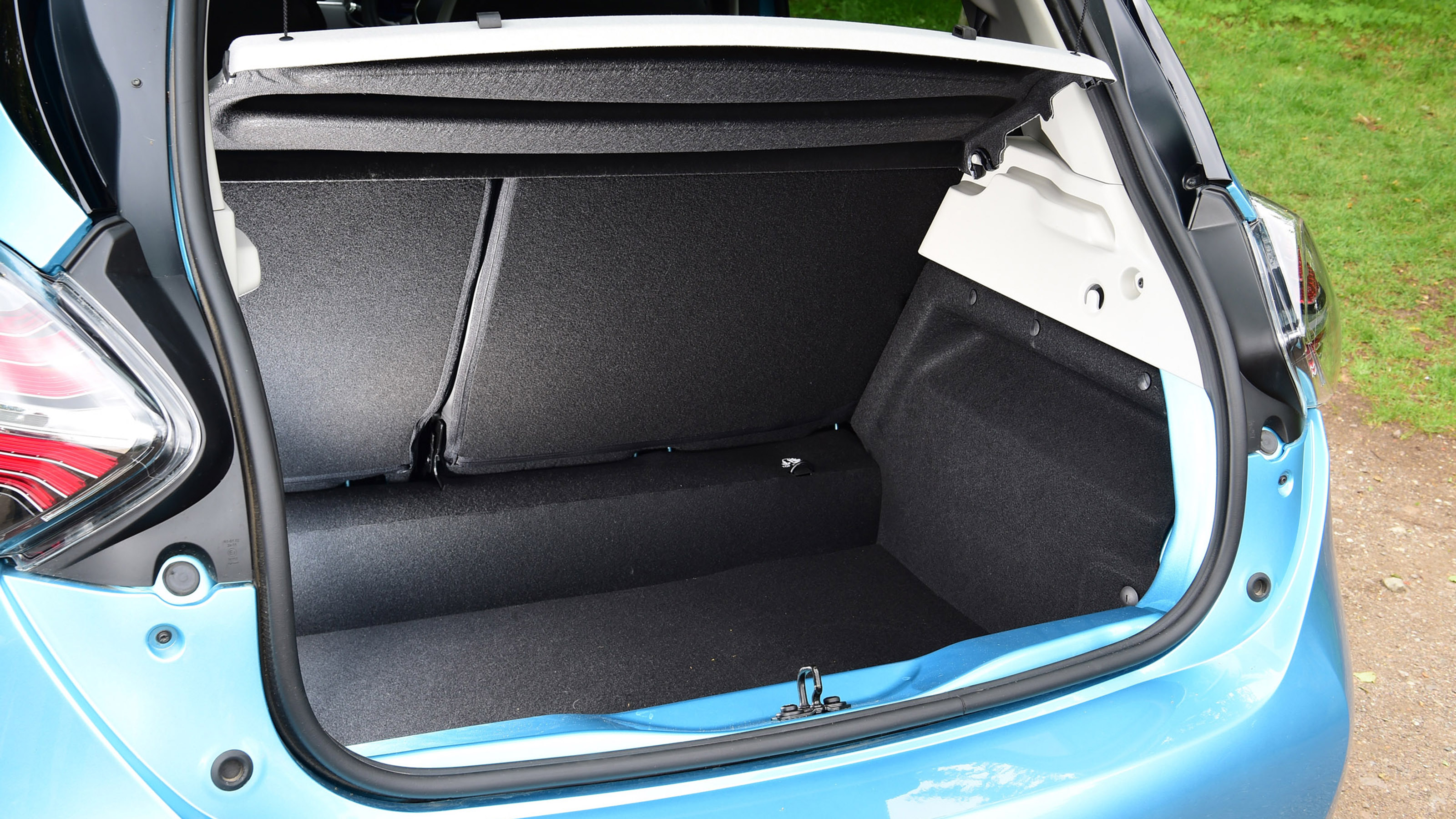 Renault ZOE - boot