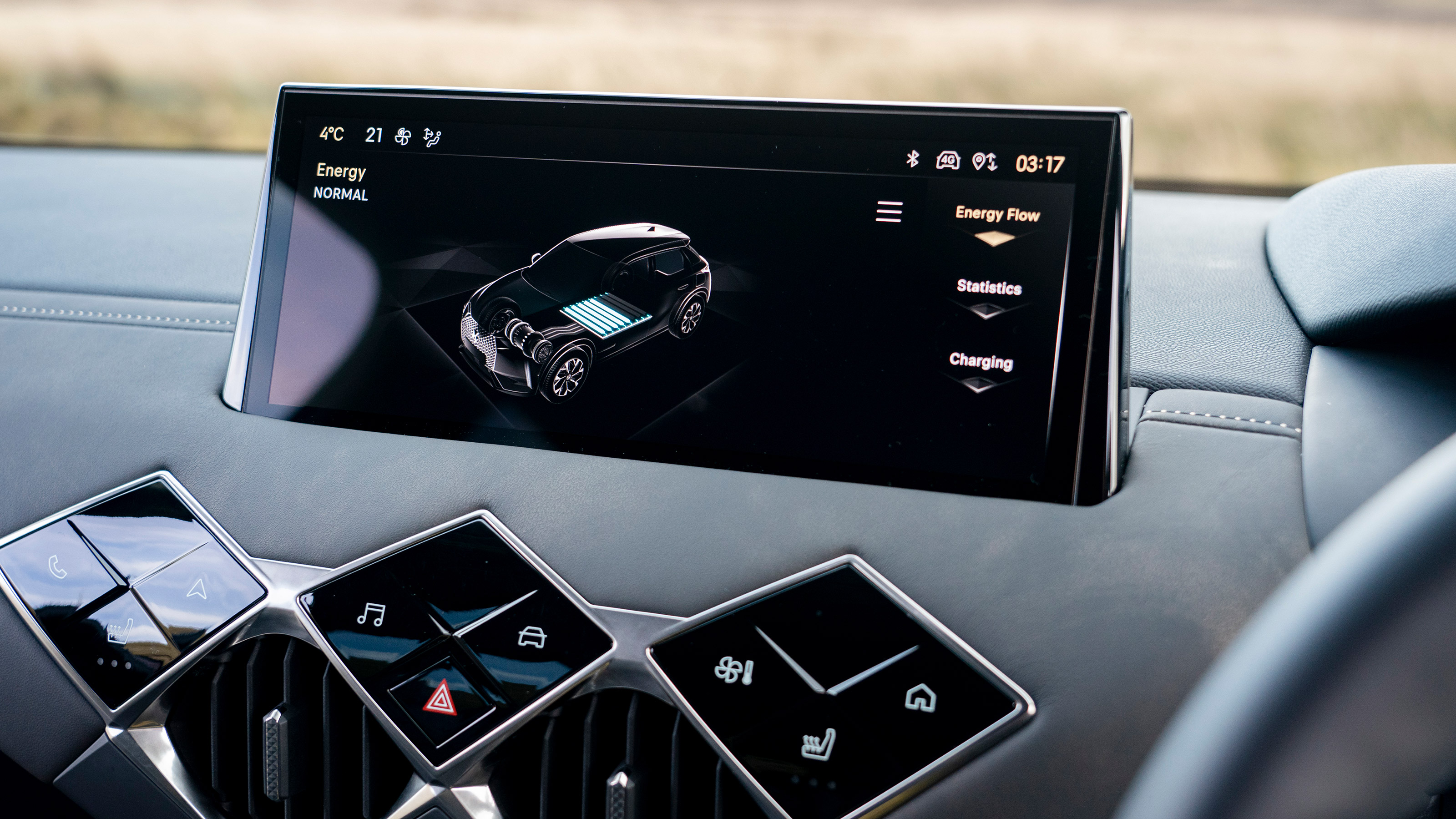 2023 DS 3 E-Tense - touchscreen