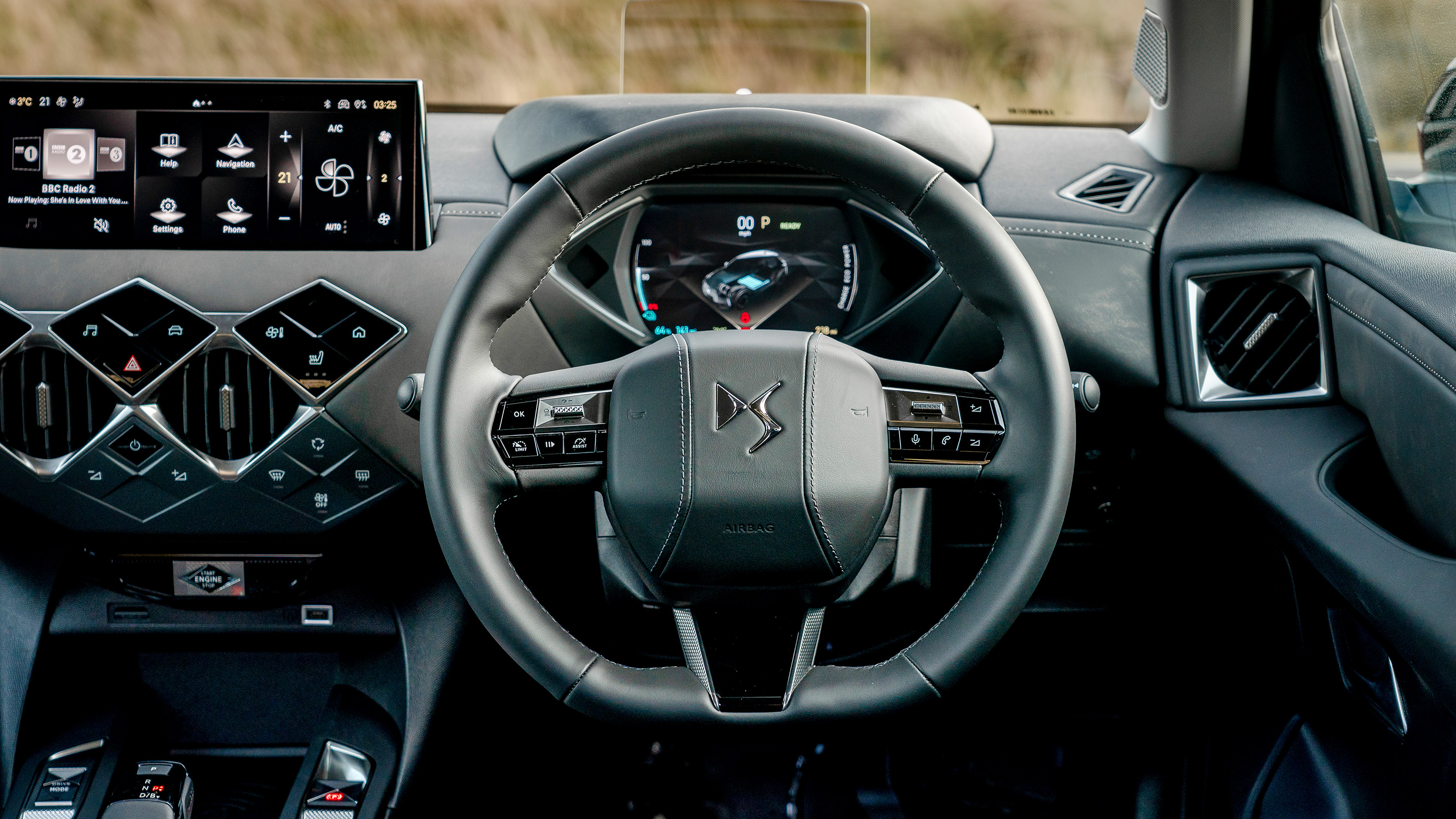 2023 DS 3 E-Tense - interior
