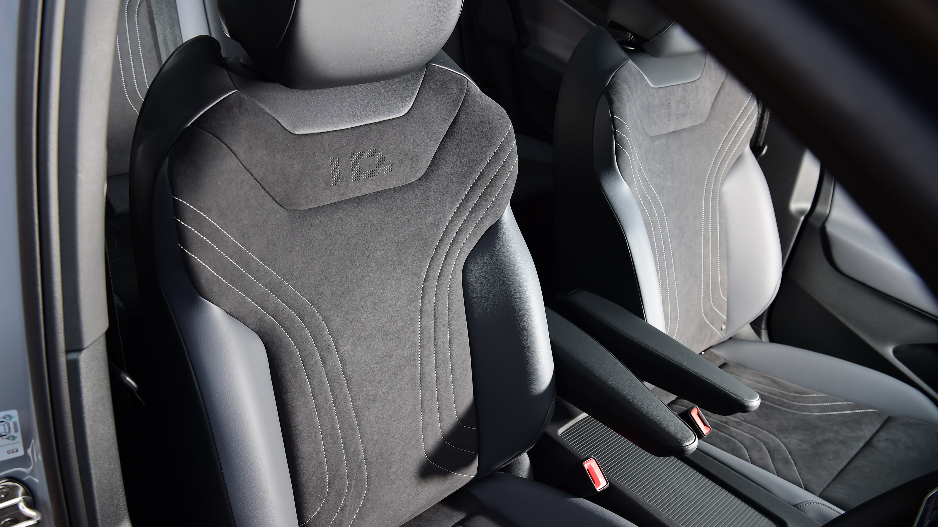 Volkswagen ID.4 SUV - seats