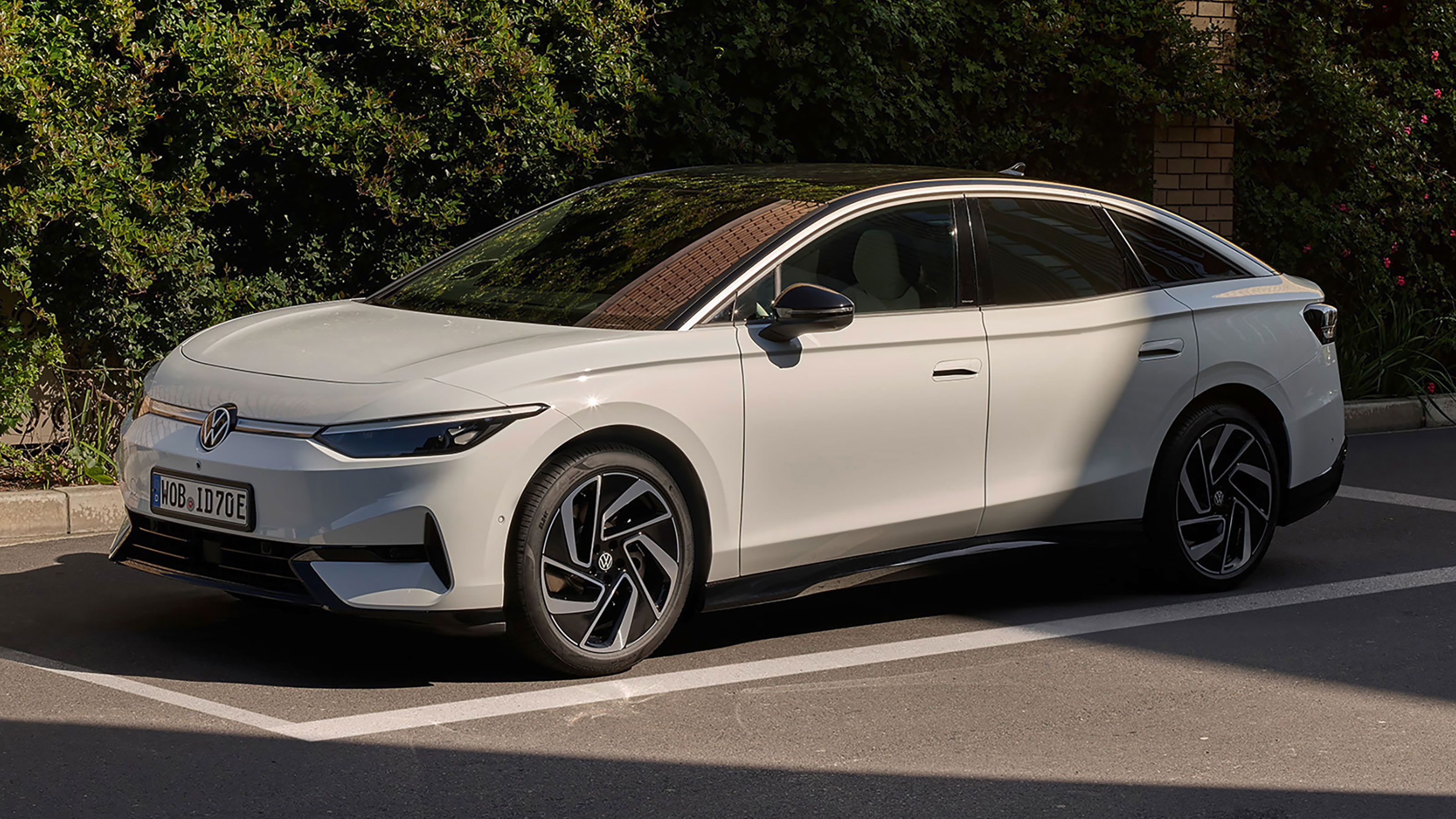 Volkswagen ID.7 - front static