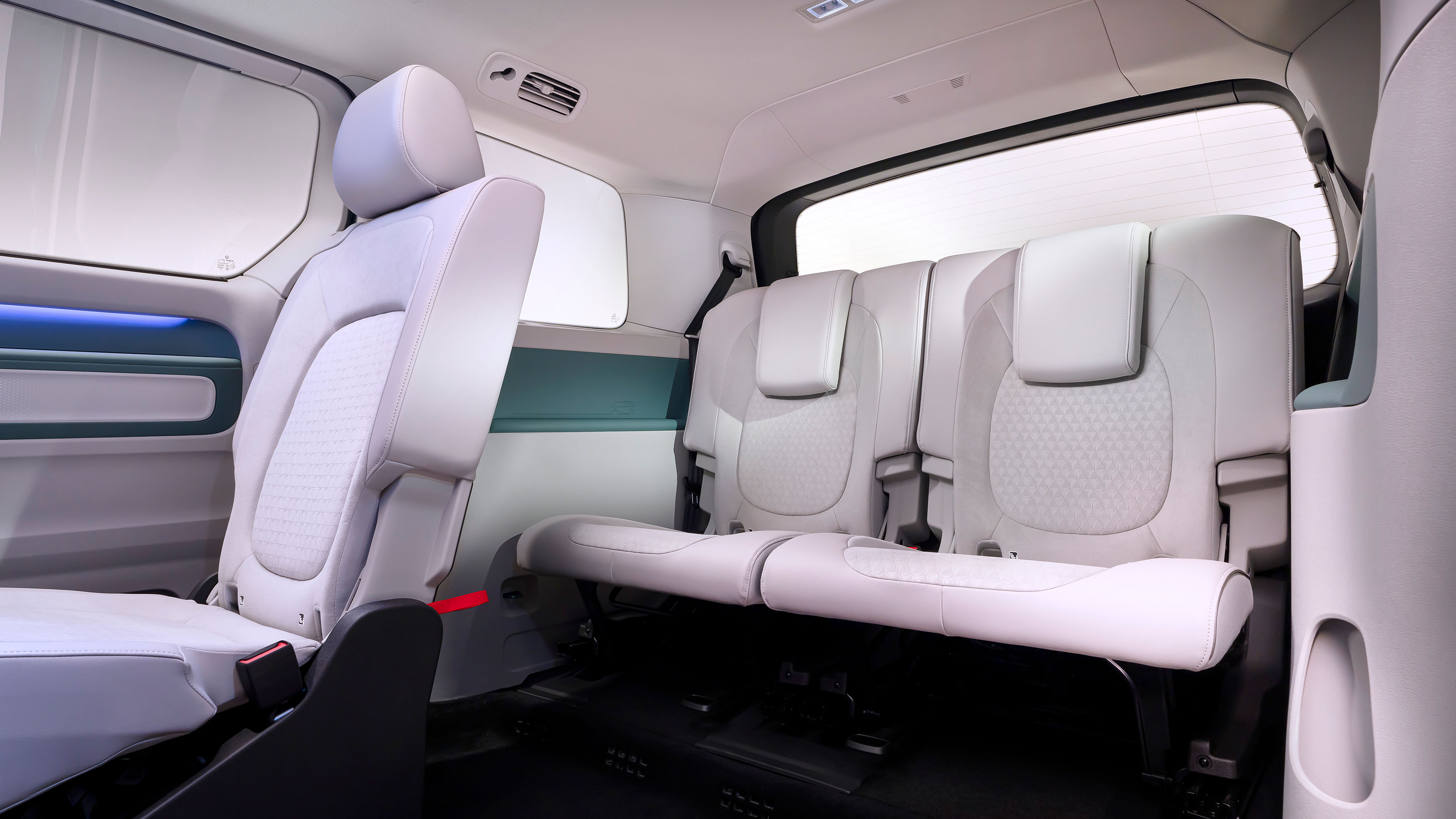 Volkswagen ID. Buzz LWB - rear seats