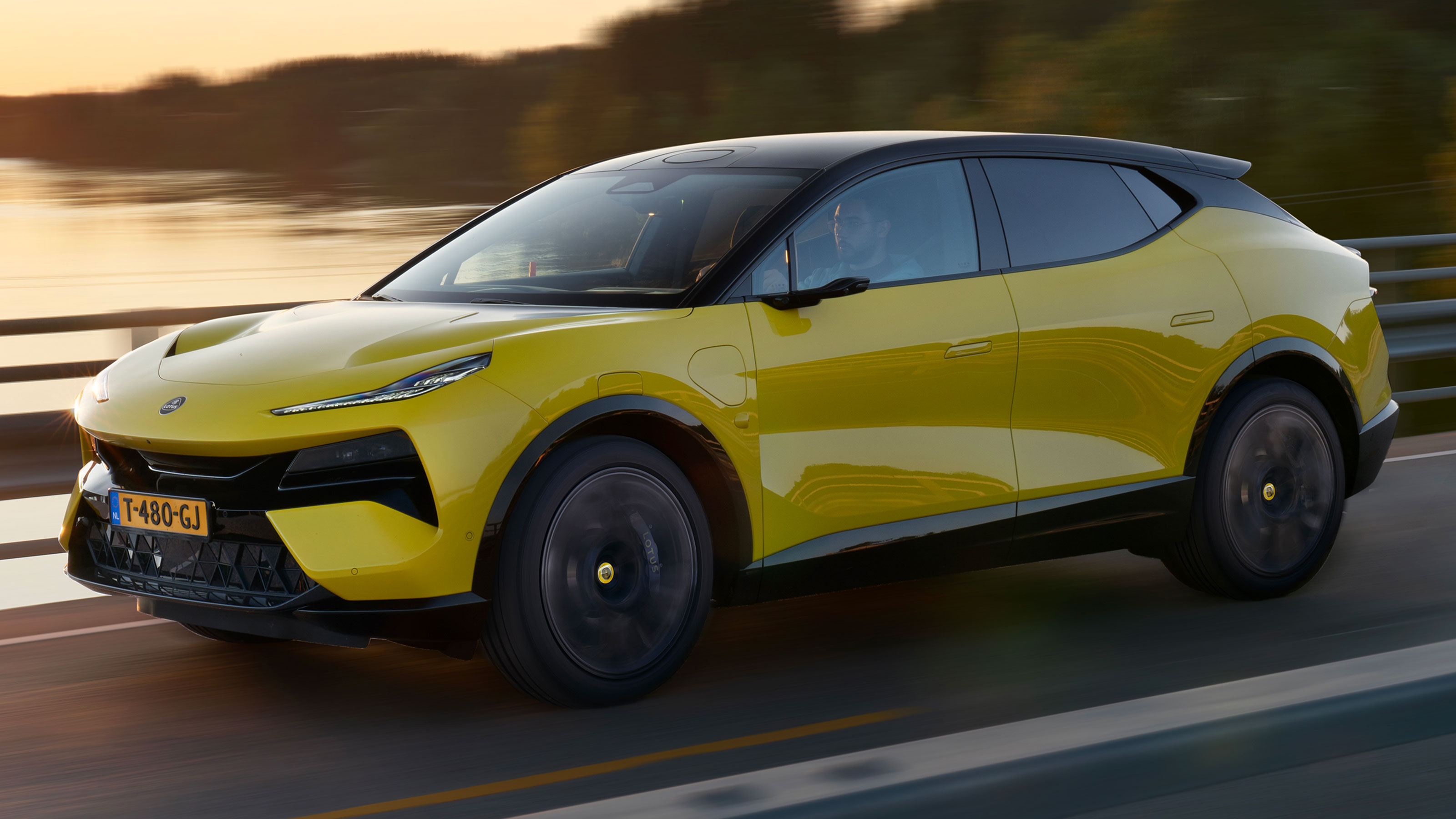 Lotus Eletre S - front dynamic