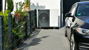 Air source heat pump