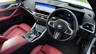 BMW i4 - interior