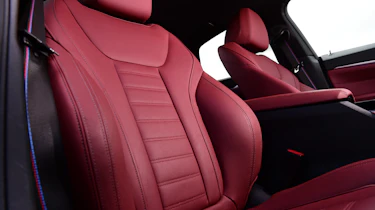 BMW i4 - seats