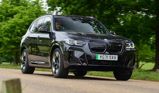 BMW iX3 - front 1