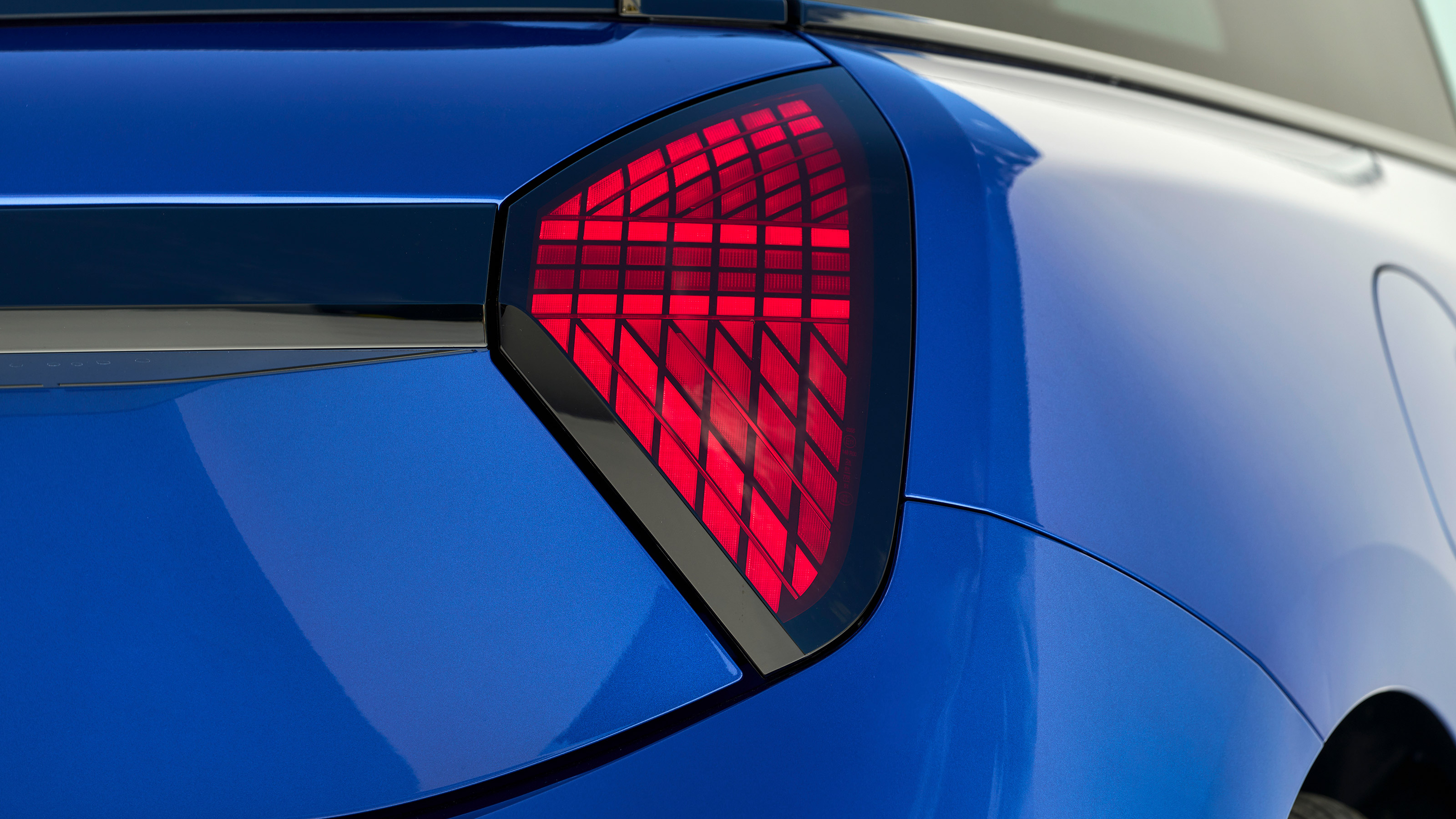 MINI Cooper Electric - taillights