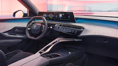 Peugeot e-3008 - interior