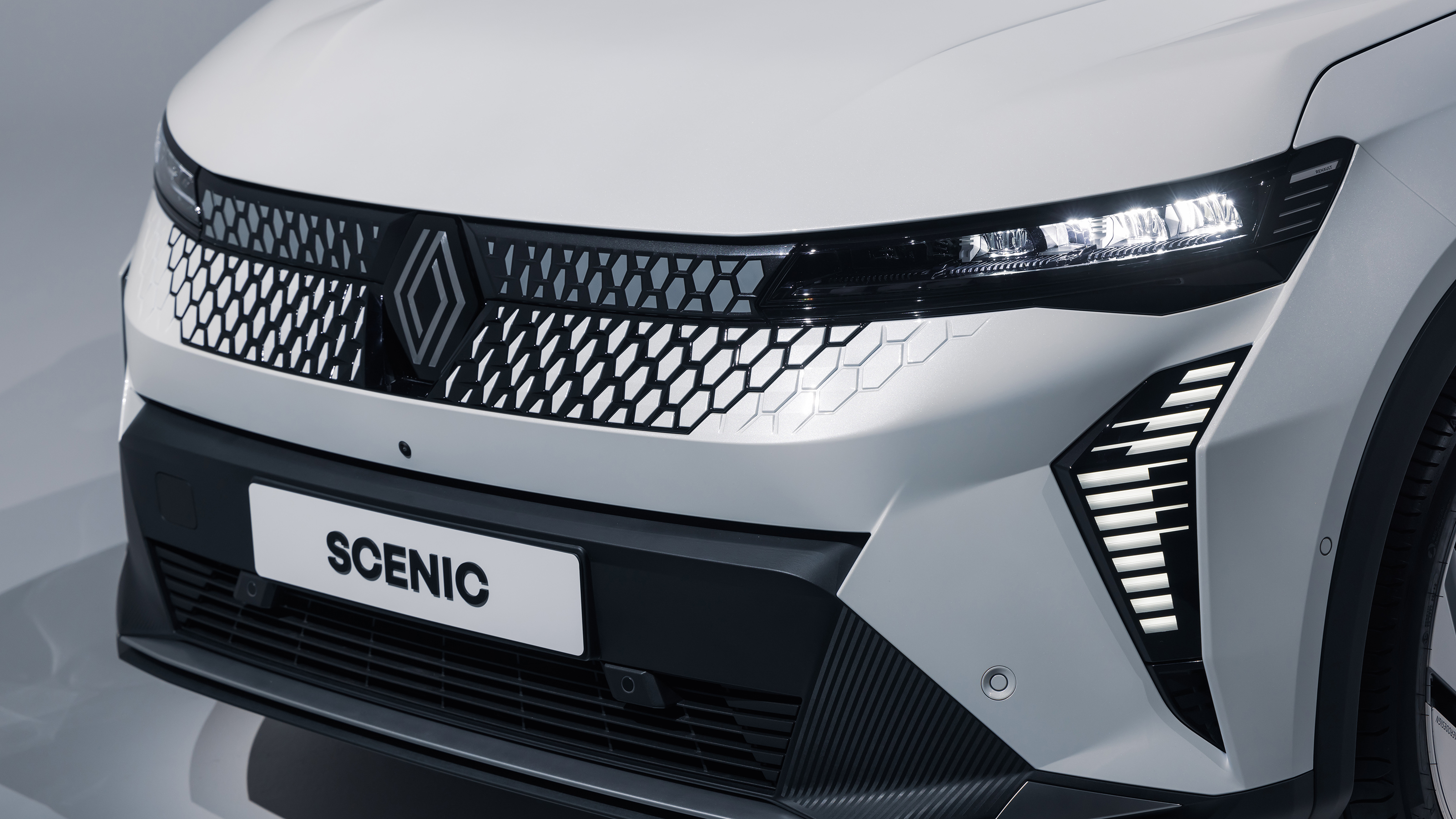 Renault Scenic E-Tech - grille