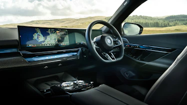 BMW i5 - dashboard