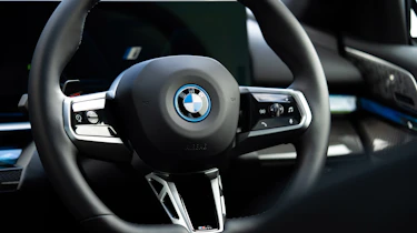 BMW i5 - steering wheel