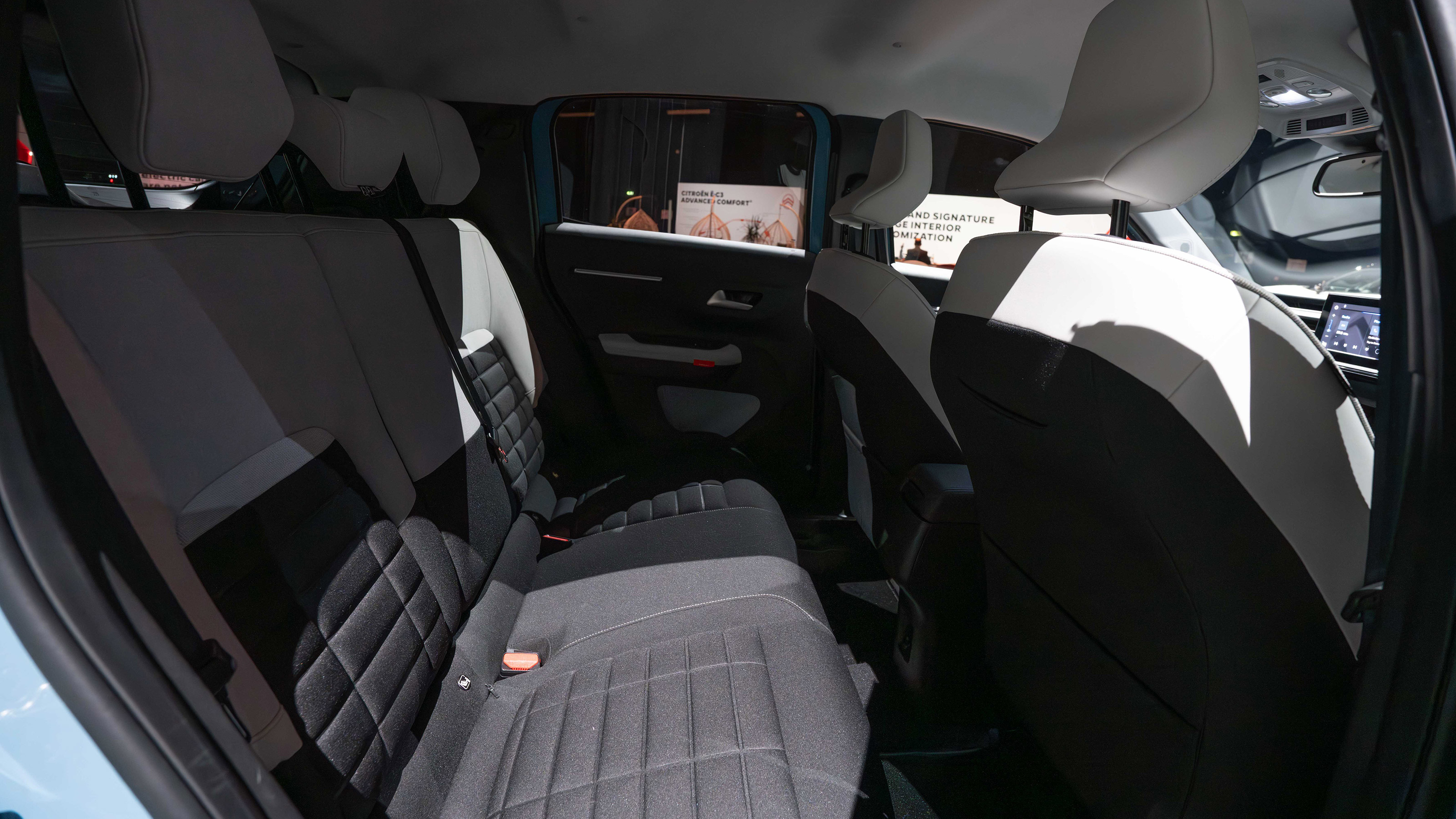 2024 Citroen e-C3 - back seats