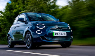 Fiat 500e - front tracking