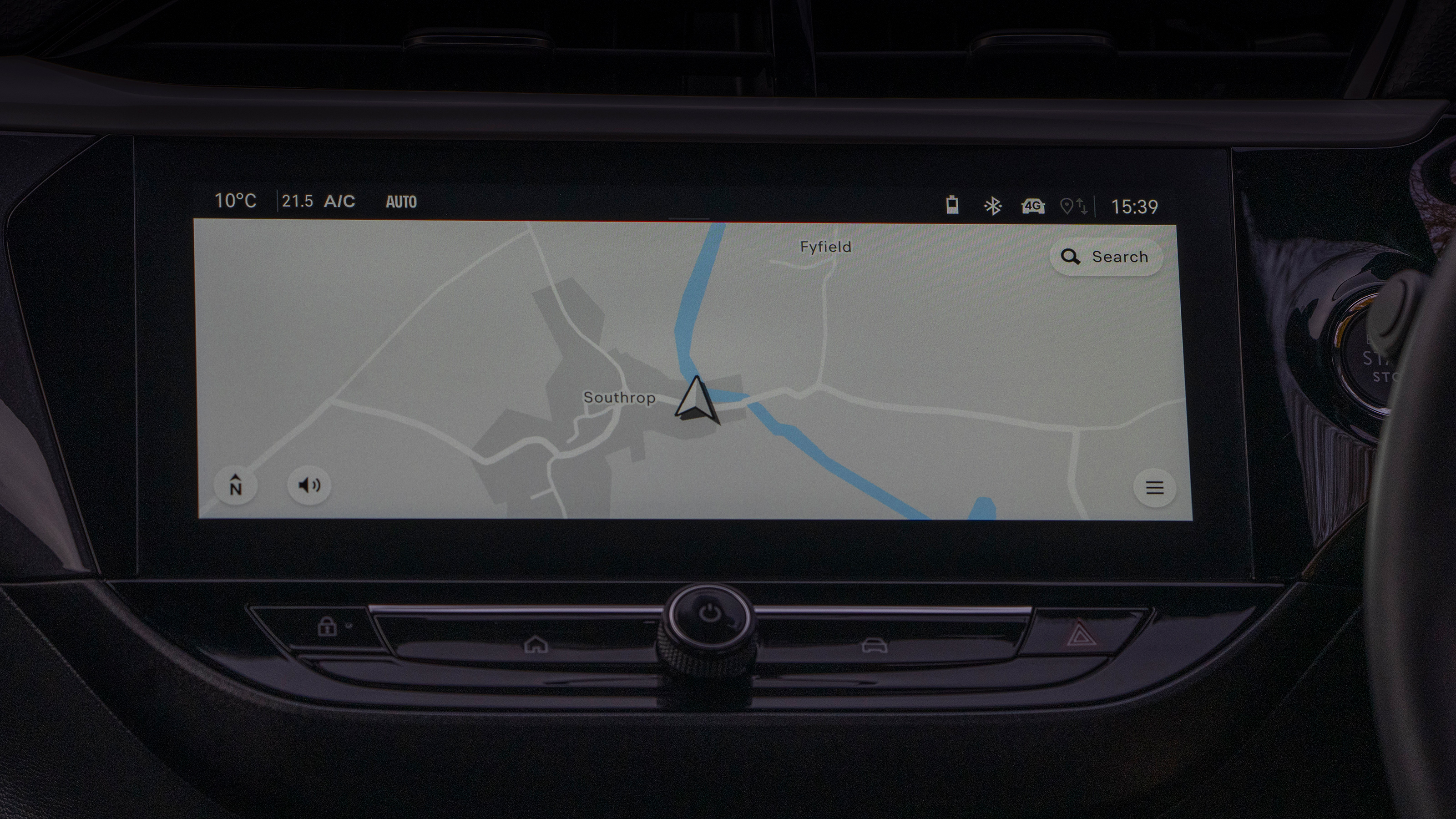 Vauxhall Corsa Electric - sat-nav