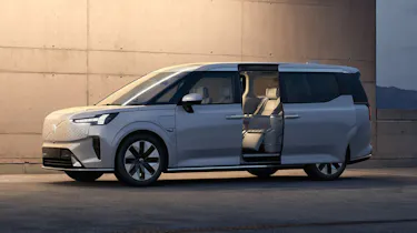 Volvo EM90 reveal - header