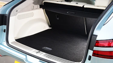 Genesis GV60 - boot