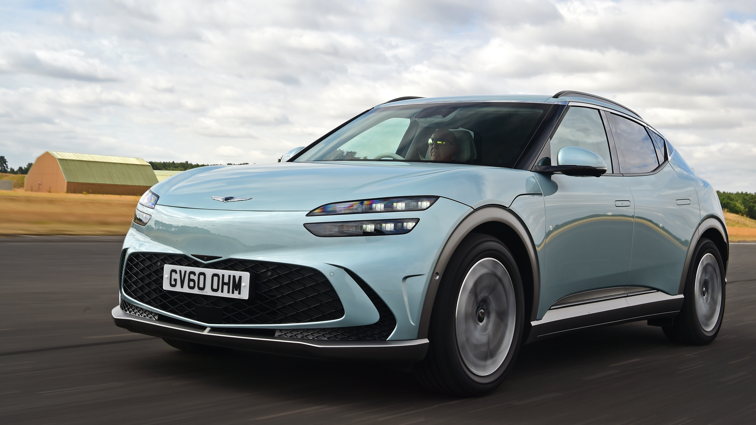 Genesis GV60 - front