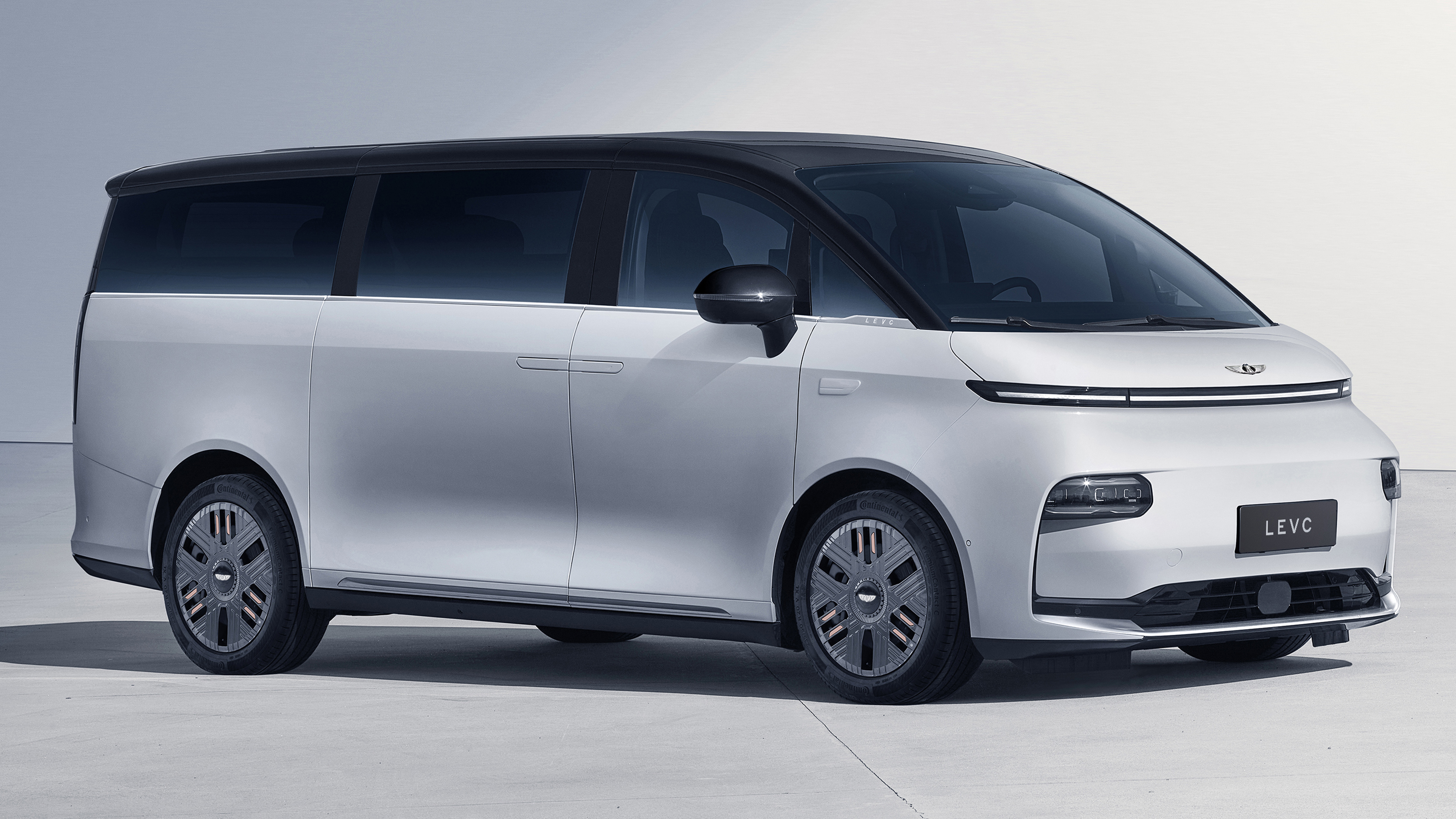 LEVC L380