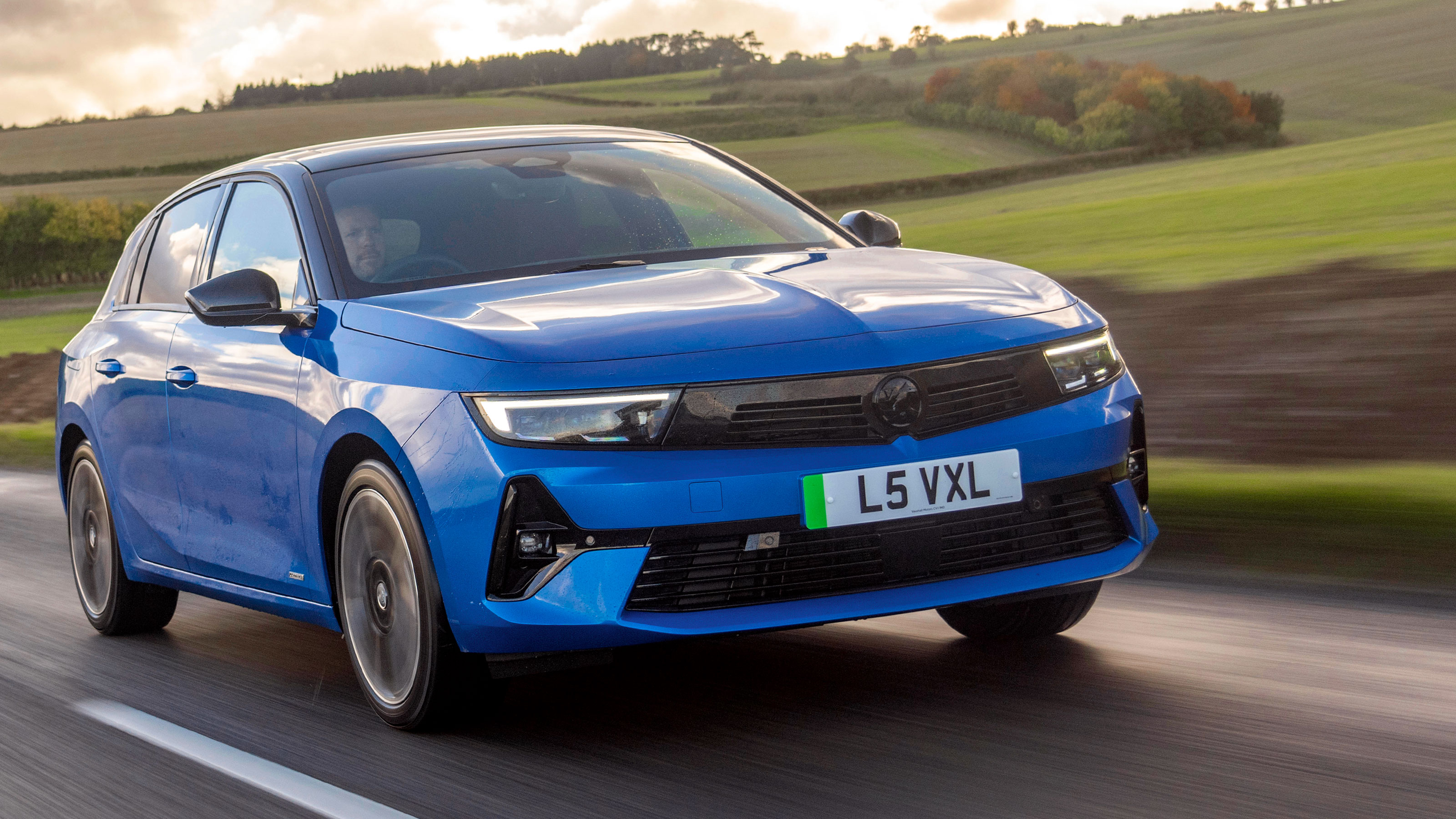 Vauxhall Astra Electric - tracking front