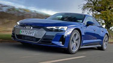 Audi e-tron GT - front tracking
