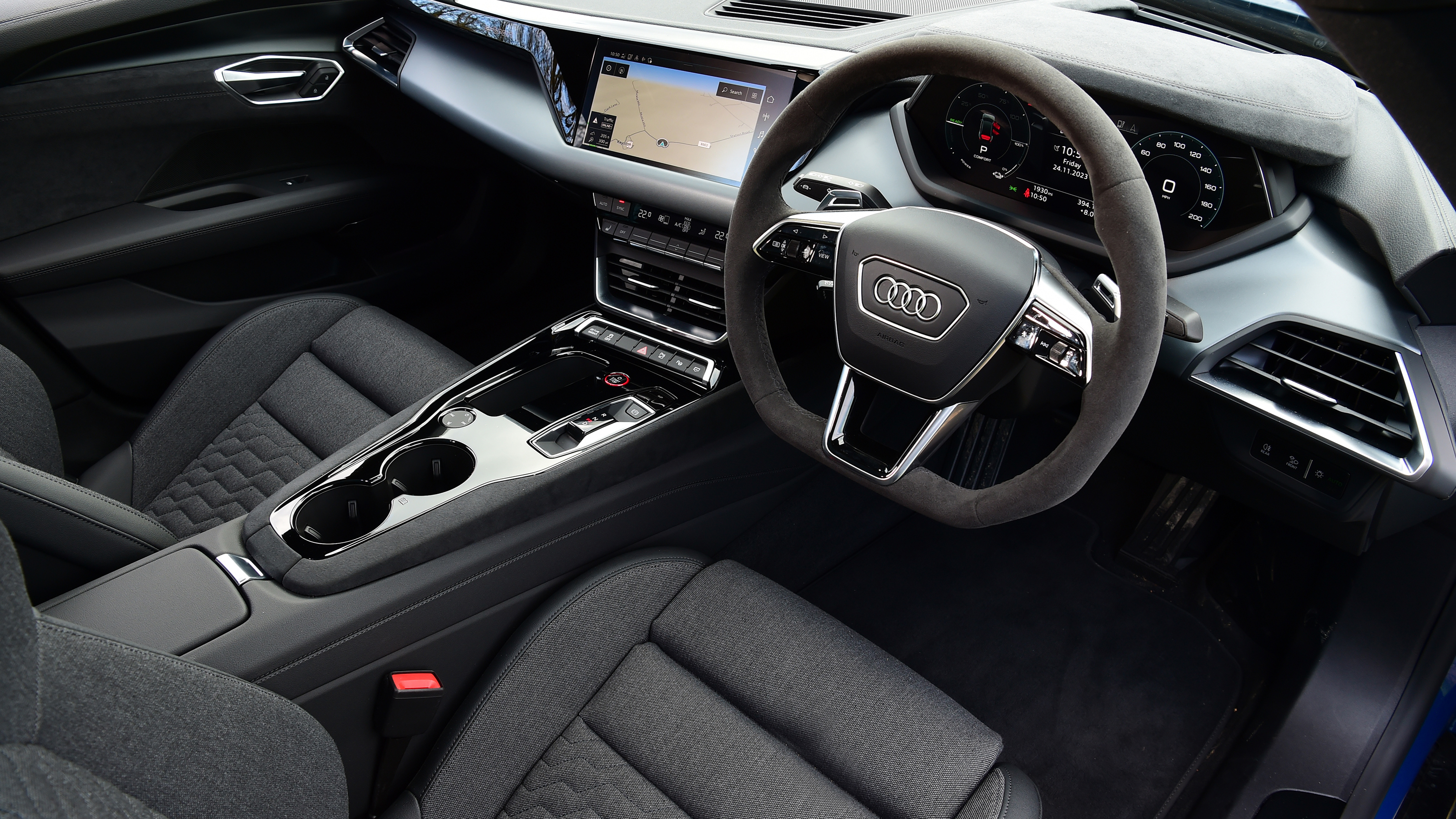 Audi e-tron GT - interior