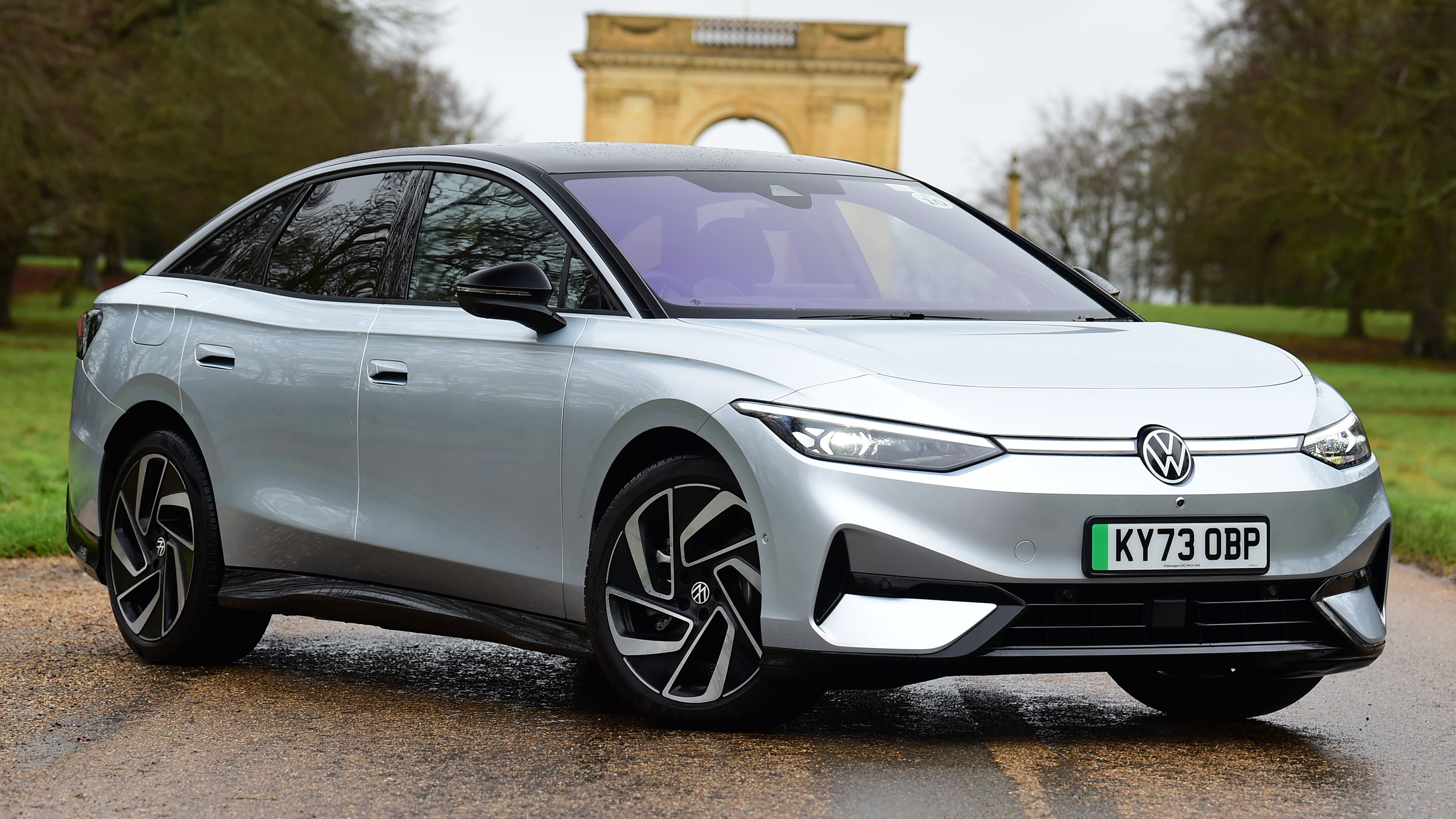 Volkswagen ID.7 - front static