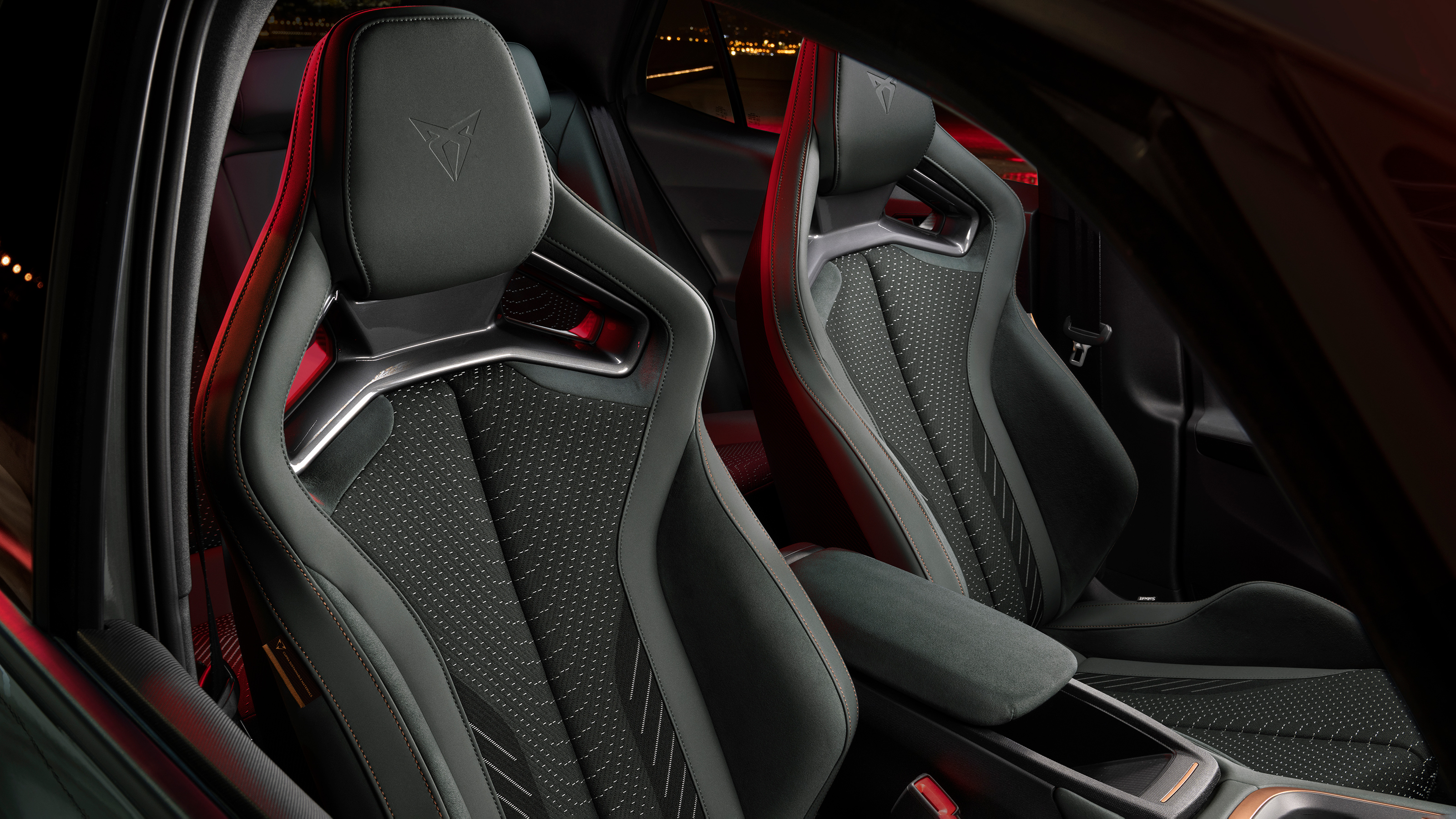 Cupra Born VZ - seats