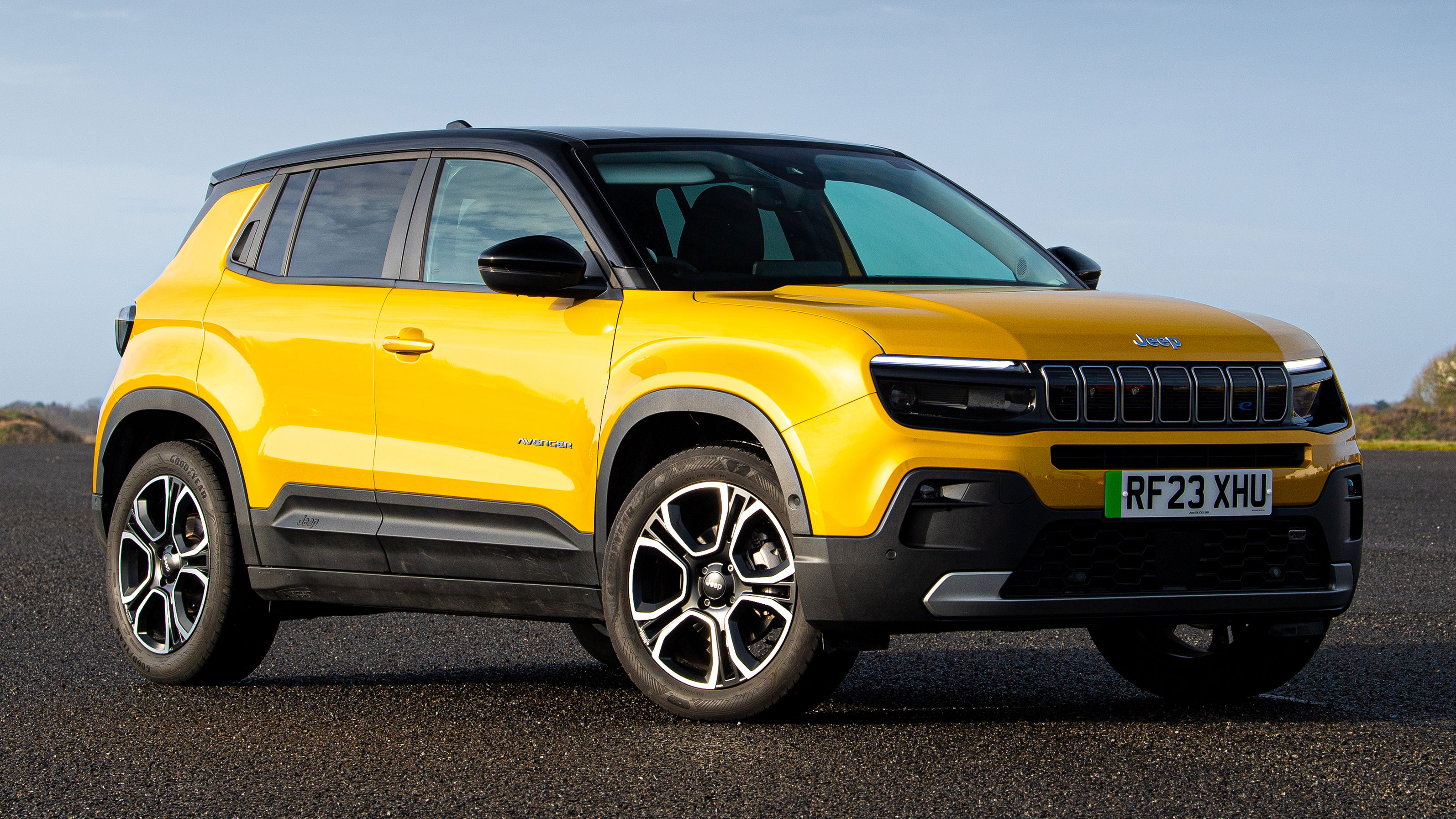 Jeep Avenger - front static
