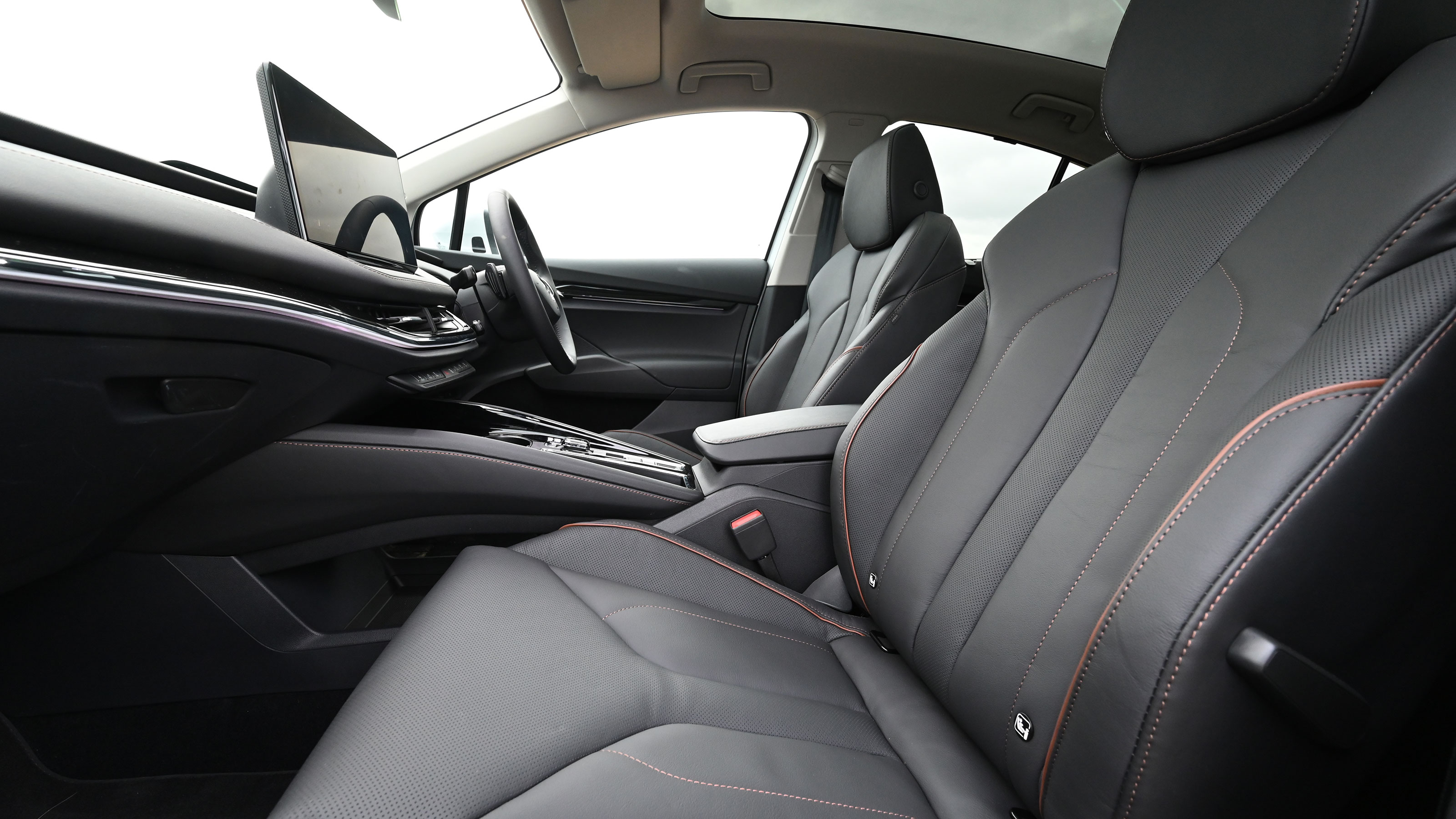 Skoda Enyaq Coupe - front seats