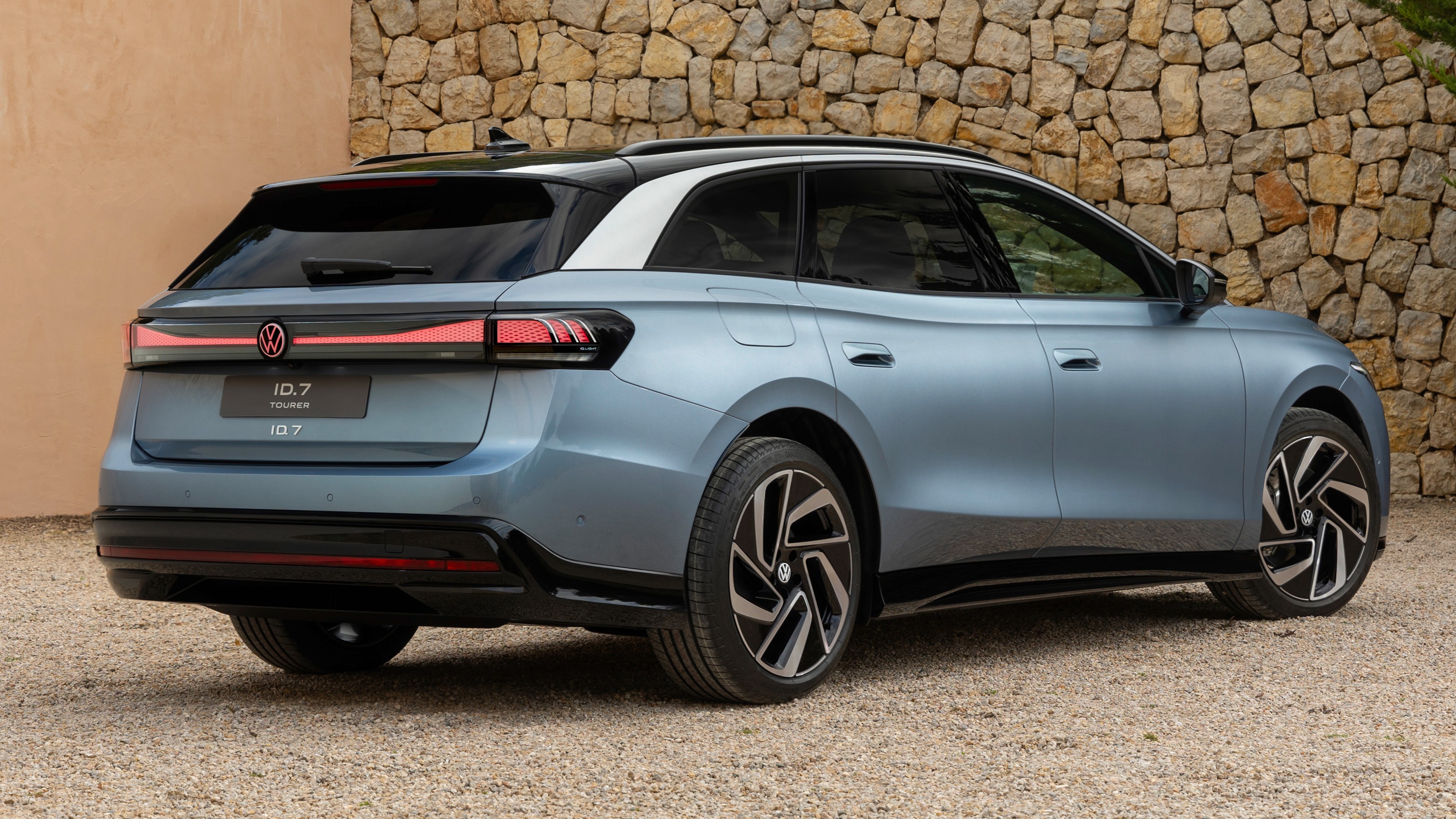 Volkswagen ID.7 Tourer - rear
