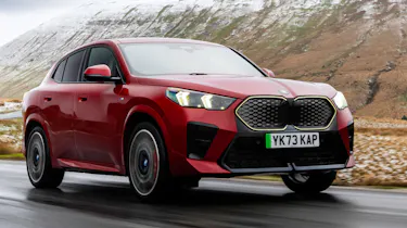 BMW iX2 - header