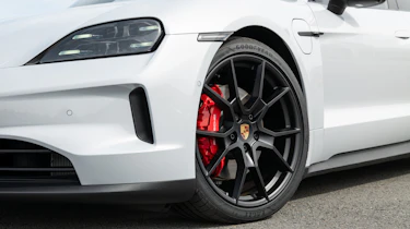 Porsche Taycan - wheel