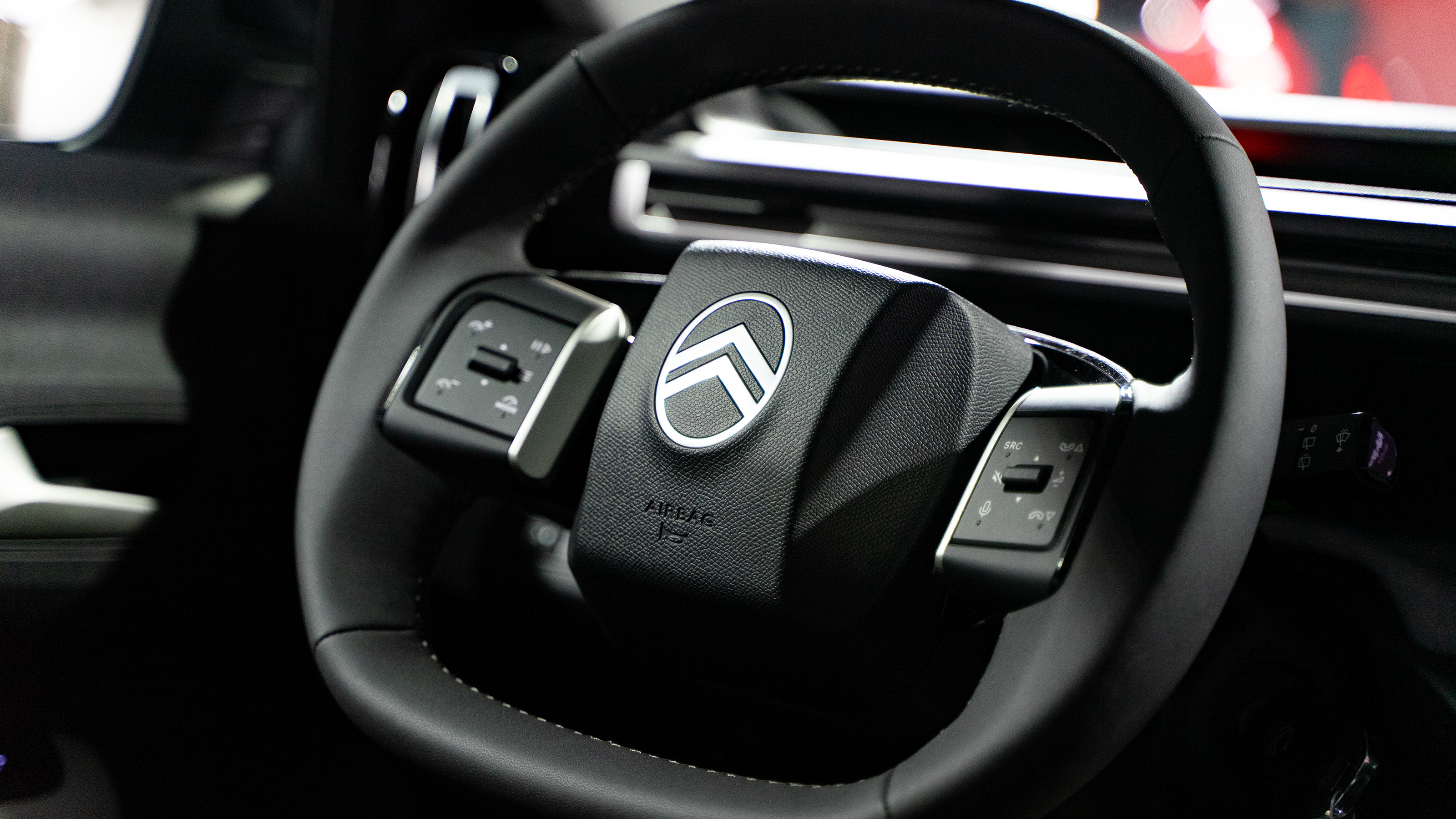 Citroen e-C3 Aircross - steering wheel 