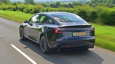 Tesla Model 3 Performance - rear tracking