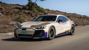 2024 Audi RS e-tron GT - front tracking