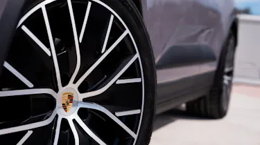 Porsche Macan - wheel